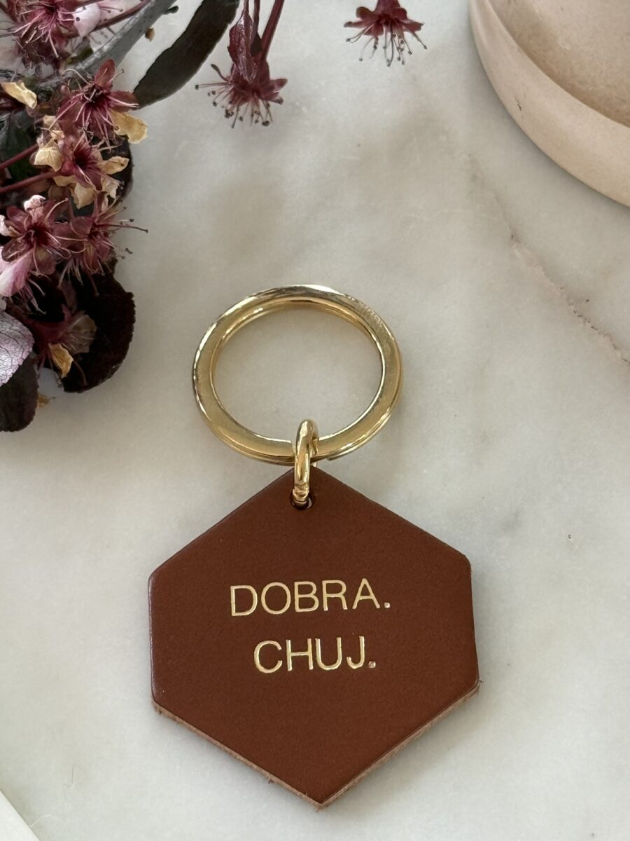 Brelok skórzany „Dobra. Chuj.”